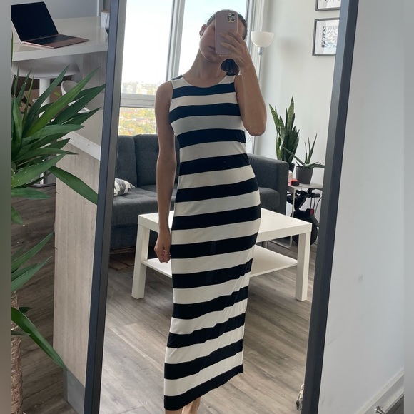 Maxi dress - Picture 1 of 2